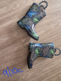 Rain boots