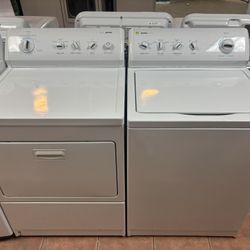 Whirlpool Washer Dryer Set $399
