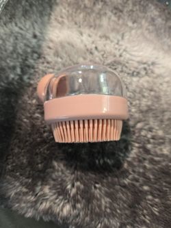 Pet Bath Brush. 