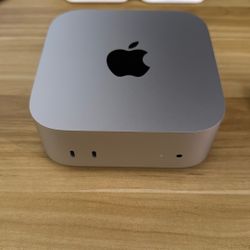 M4 Mac Mini Base Model