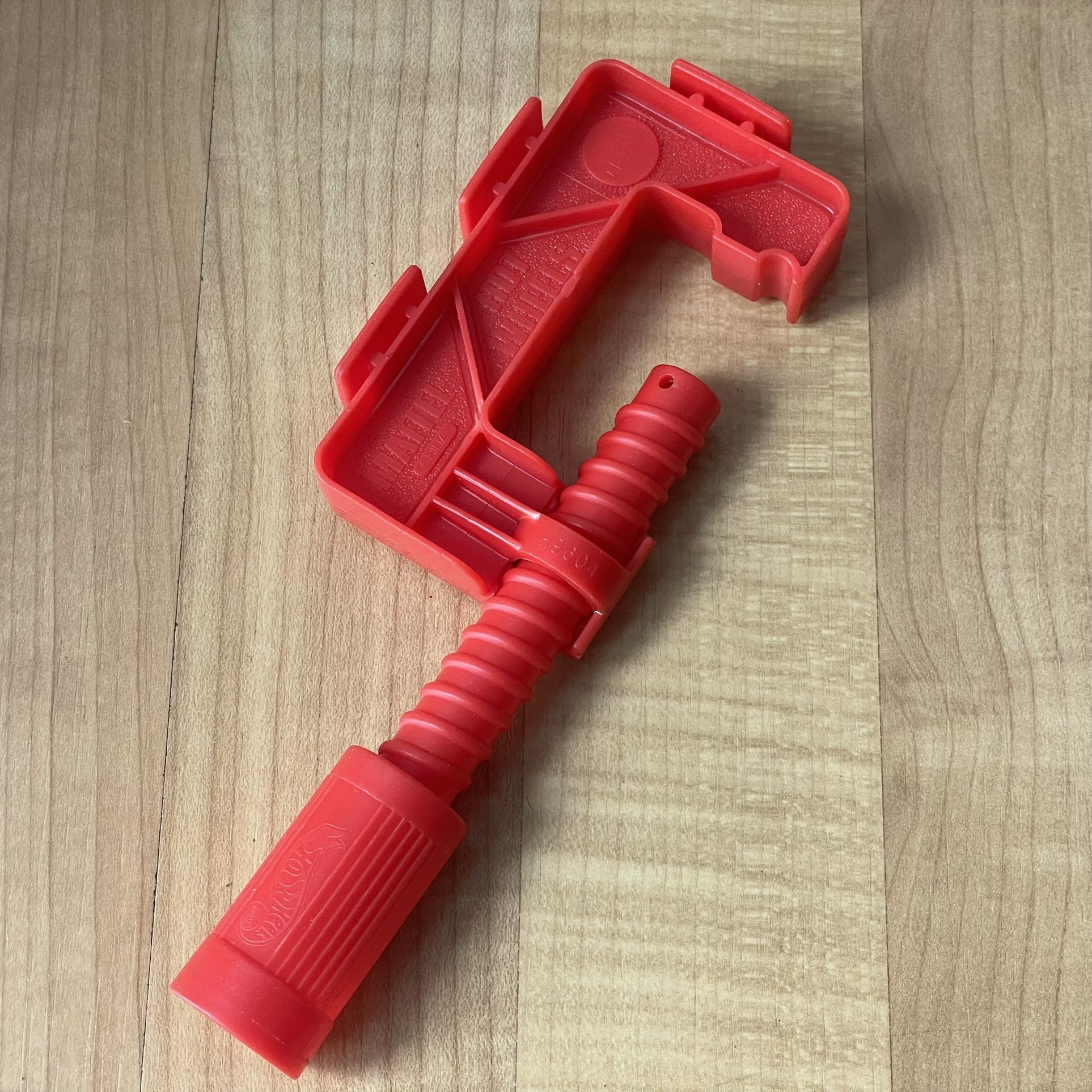 Vintage 1967 Hot Wheels Orange Track Red “C” Clamp Part