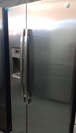 GE Side-by-Side Stainless Steel Refrigerator Fridge