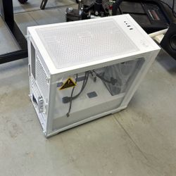 Lian Li Lancool 205M Mesh Tempered Glass microATX Mid-Tower Computer Case - White