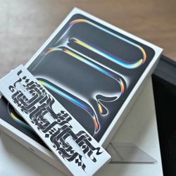 iPad Pro M4 Chip Bundle