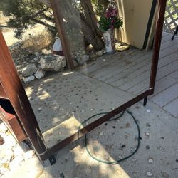 Free 6 Dresser With Mirror 