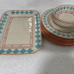 Hartstone USA  Dinnerware 