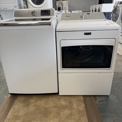WASHER AND DRYER SET