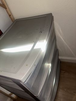 Plastic mobile dresser