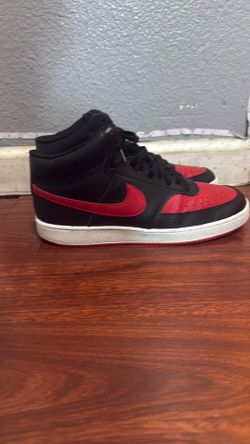 Nike red
