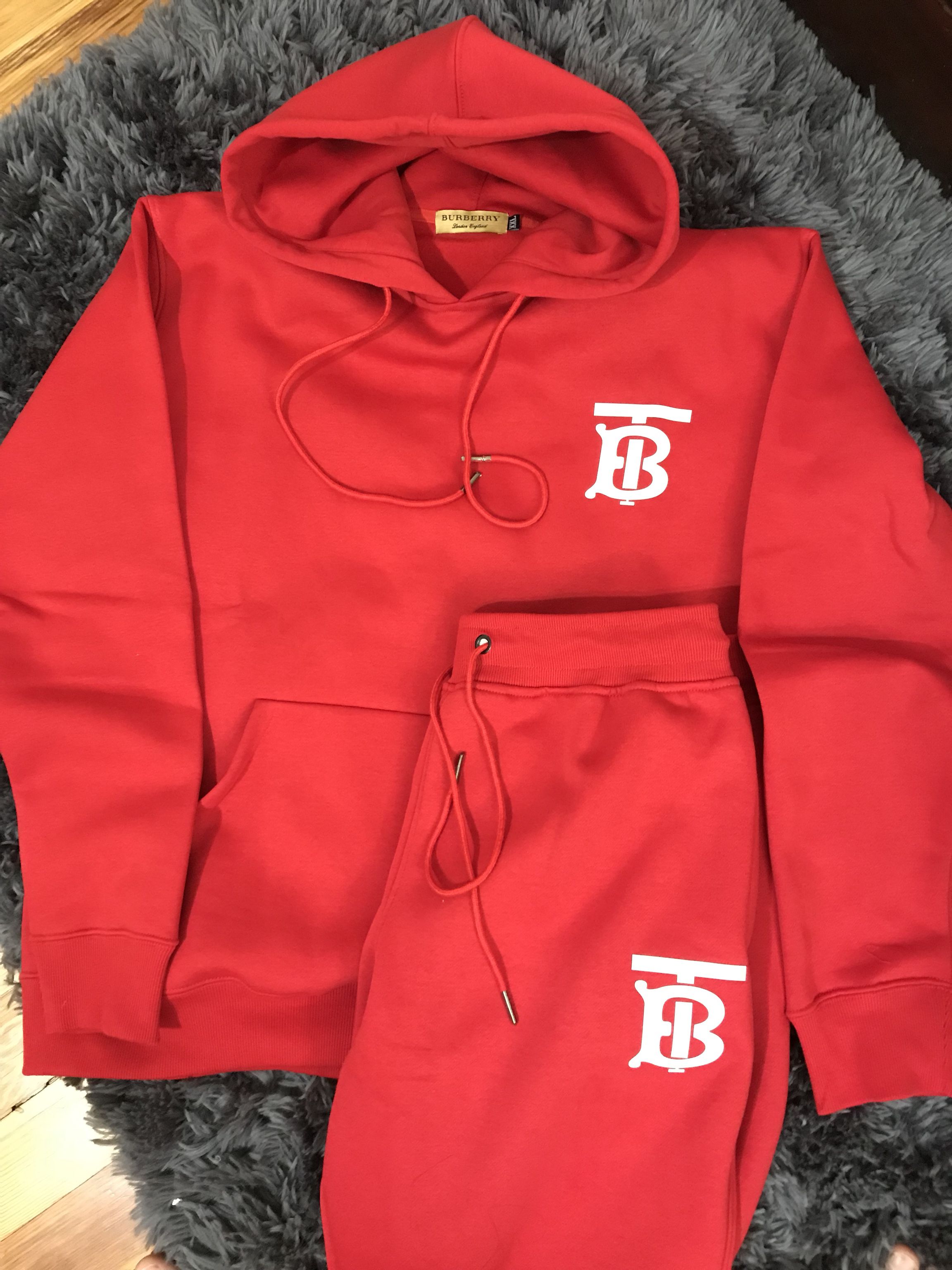 BURBERRY TRACK SUIT LARGE!