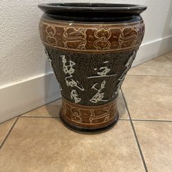 Beautiful New Decorative Ceramic Planter Or Pot
