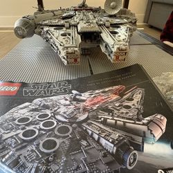 Lego UCS Millenium Falcon 75192 - 100% w/ Box 