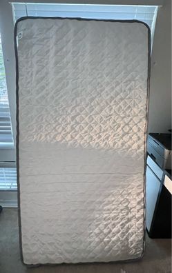 99% like new twin size mattress