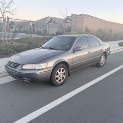 1997 Toyota Camry LE