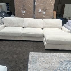 Big New Comfy Cream Beige Sectional Couch