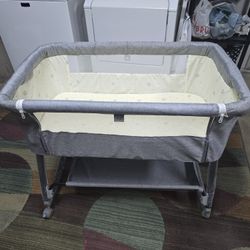 Bassinet 
