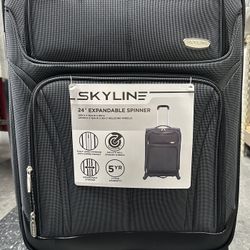 NEW Skyline 24” Expandable Spinner Luggage