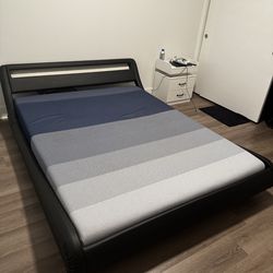 Queen size bed frame and mattress