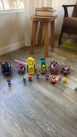 Paw patrol pups and vehicles toys