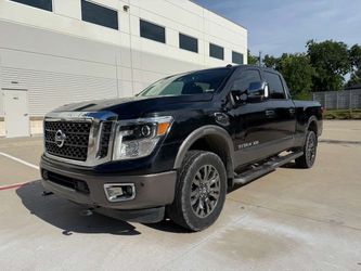 2016 Nissan Titan