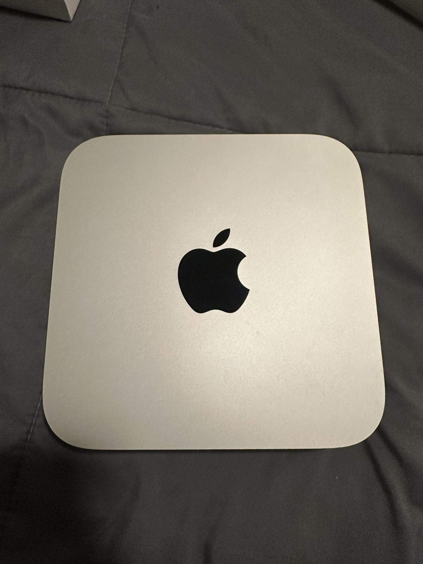 Mac Mini M2