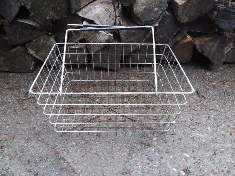 Vintage Shopping Basket