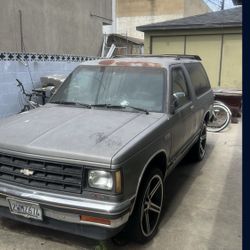Chevy S10 Blazer
