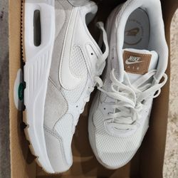 Nike Women's Air Max SC 8.5