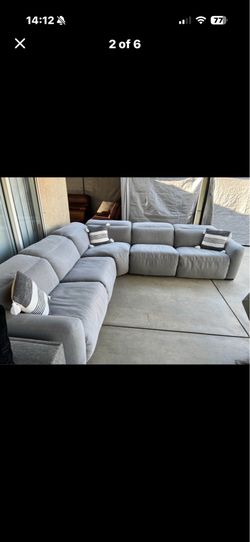 Power recliner sofa