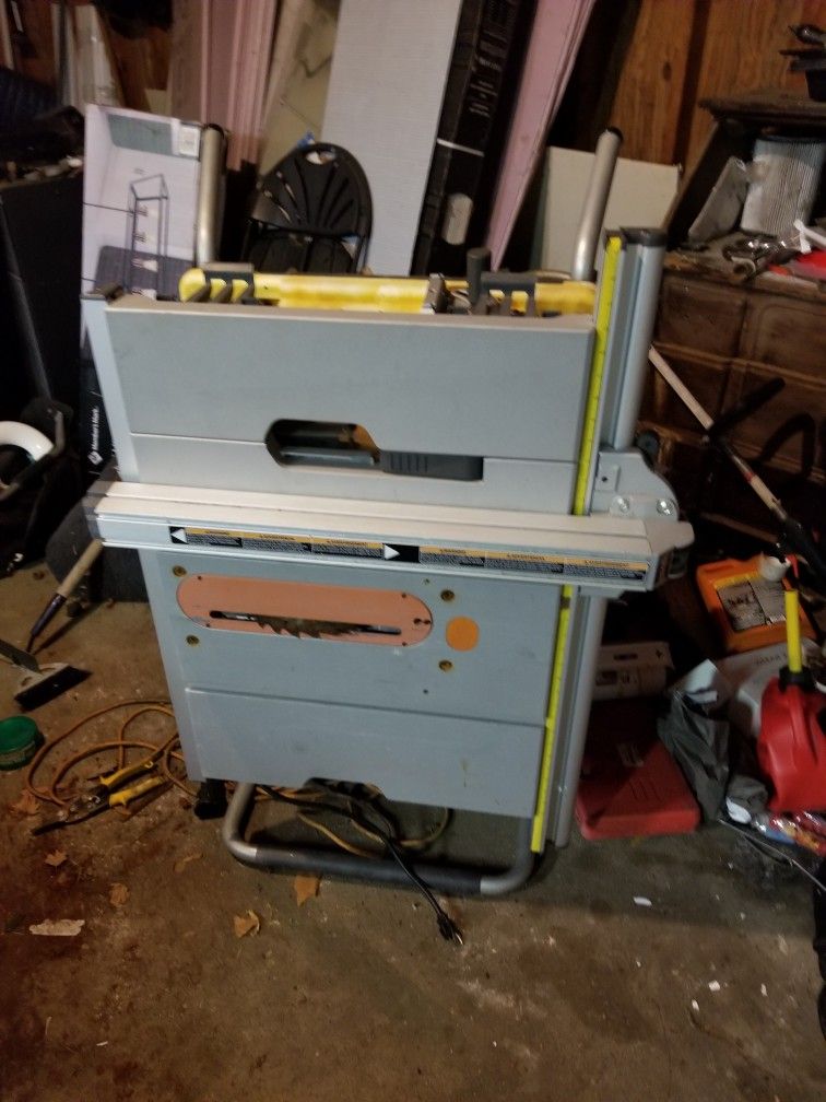 Ridgid 10" table saw TS2410LS w/ Gravity Stand