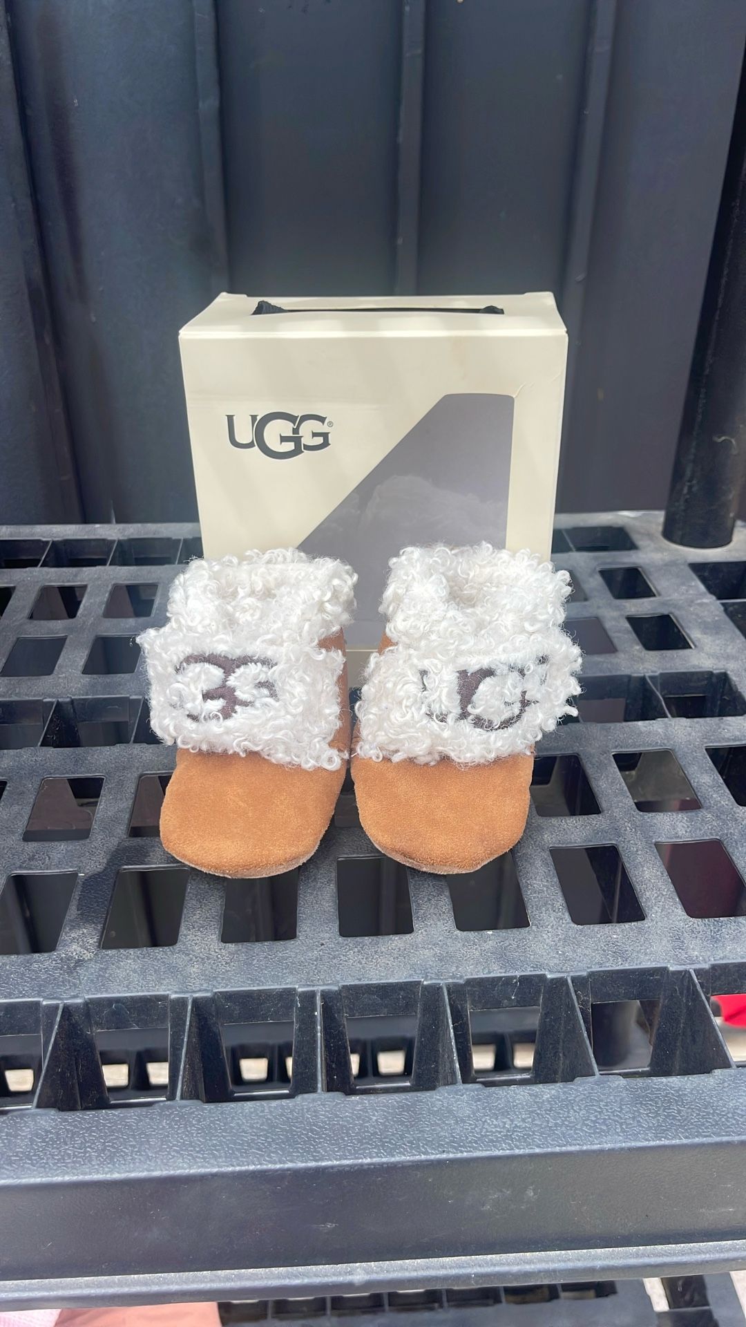 Baby UGG