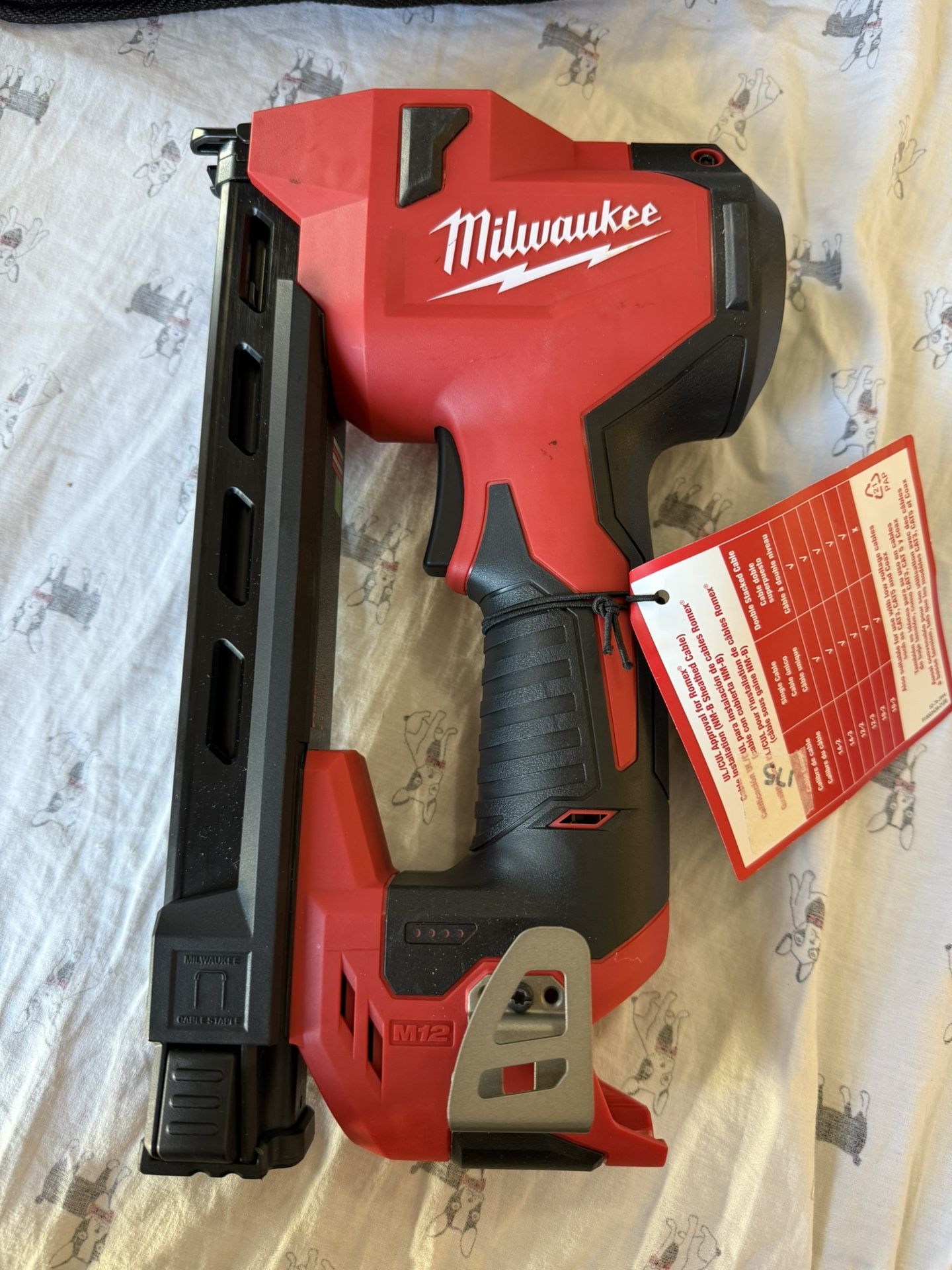 Milwaukee M12 Cable Stapler