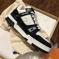 Sneakers size 39 men