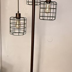 Farmhouse Freestanding Lamp