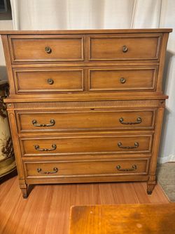 5pc Dresser, Chest, Nightstand Set