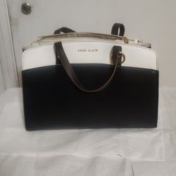 Anne Klein Black and White Shoulder Bag with Classic Design