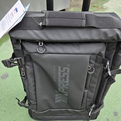 20"Carry On Suitcase  2 Wheels Extra Lightweight Waterproof New With Tags Black Color 