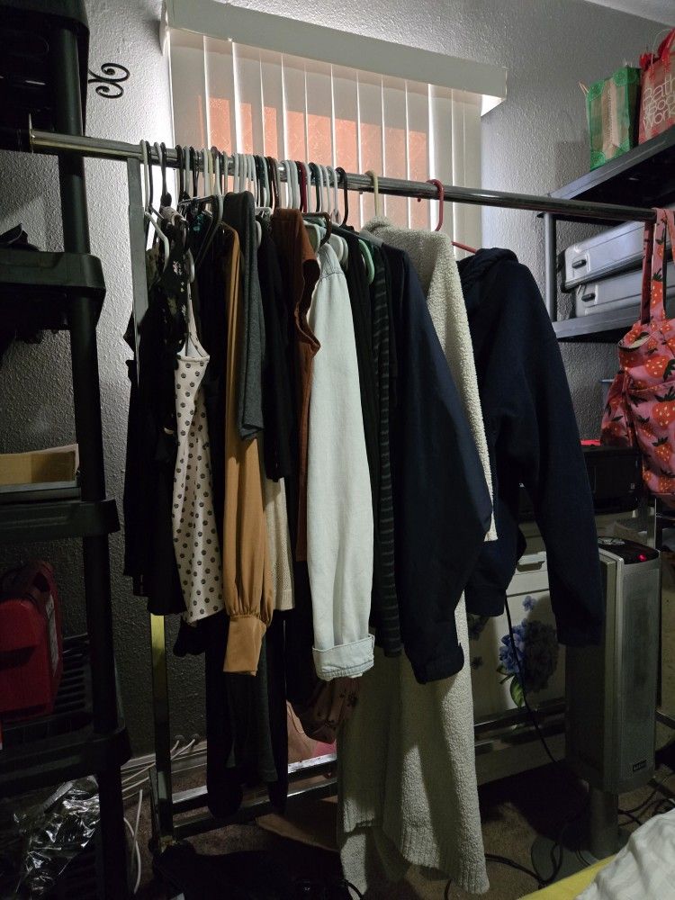 Heavy Duty Garment Rack With Wheels