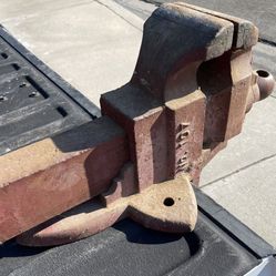 Bench Vise , Anvil 