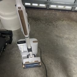 Shark Vacuum Cleaner