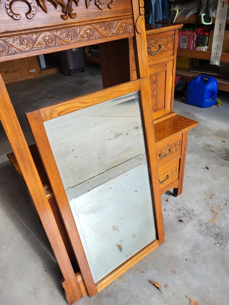 Dresser w/Mirror Antique Oak