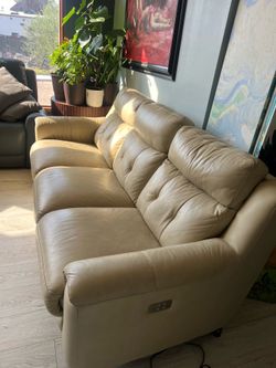 reclining leather sofa