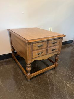 Broyhill Premier Traditional End Table