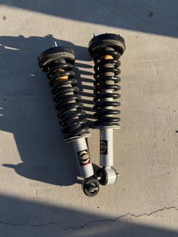 F-150 leveling struts