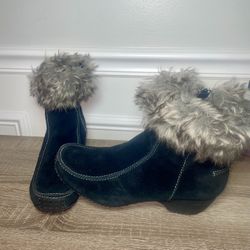 SPORTO Womens 9.5 Black Suede Fur Lined Insulated Zip Up Ankle Boots