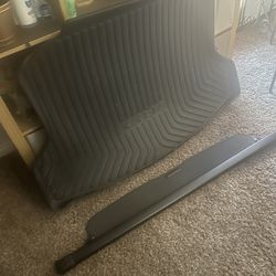 Trunk Cover & Mat