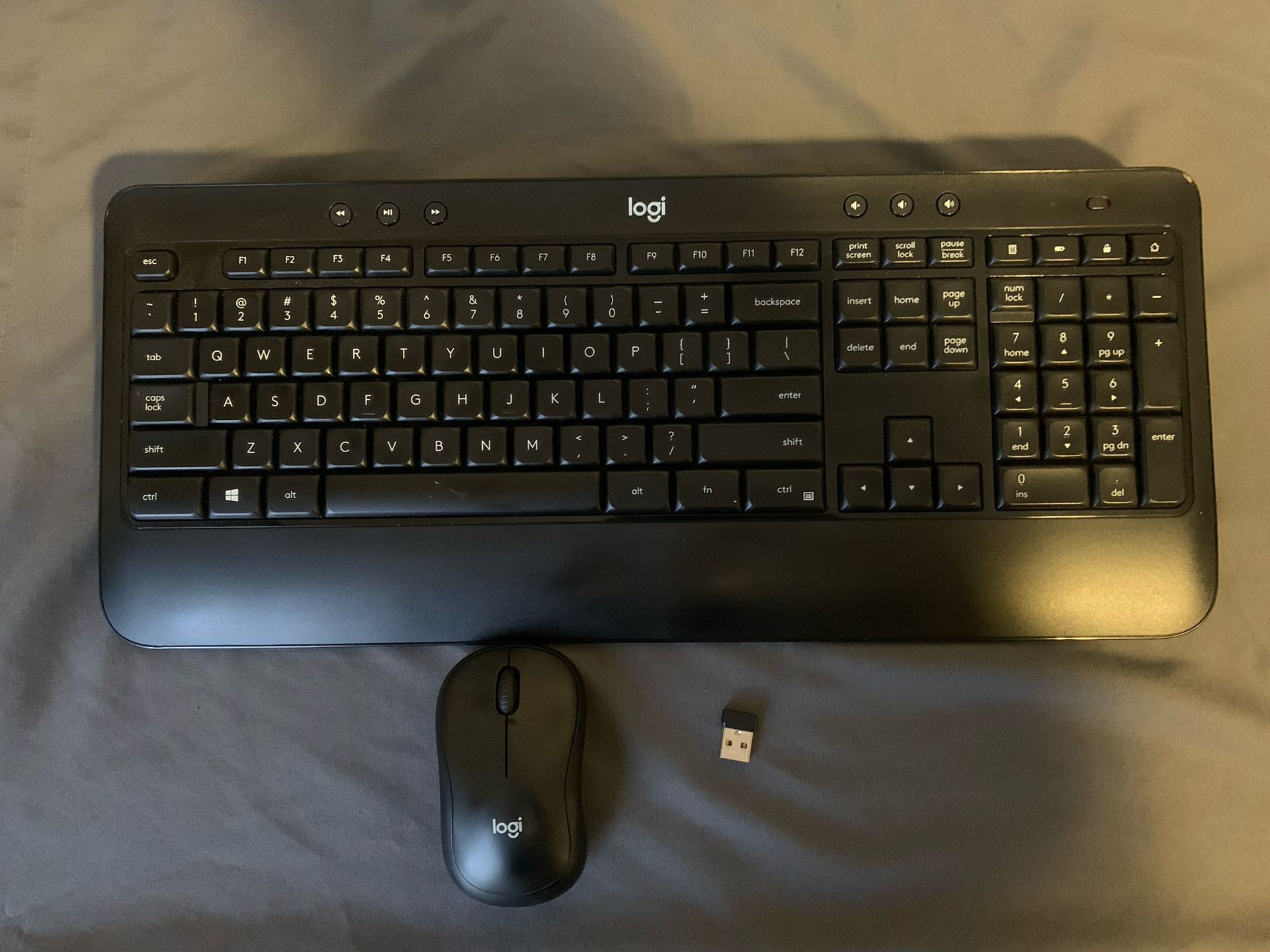 Wireless Keyboard And Mouse 