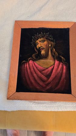 Framed Religious Artwork – Jesus with Crown of Thorns ✝️