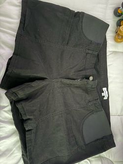Maternity shorts