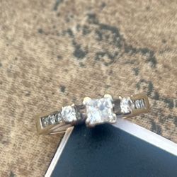 Princess Cut Diamond Ring
